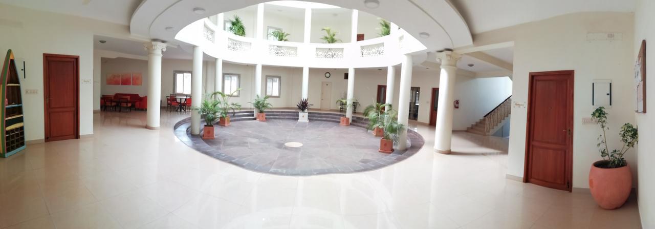 Отель La Grace Integral Retreat Пондичерри Экстерьер фото